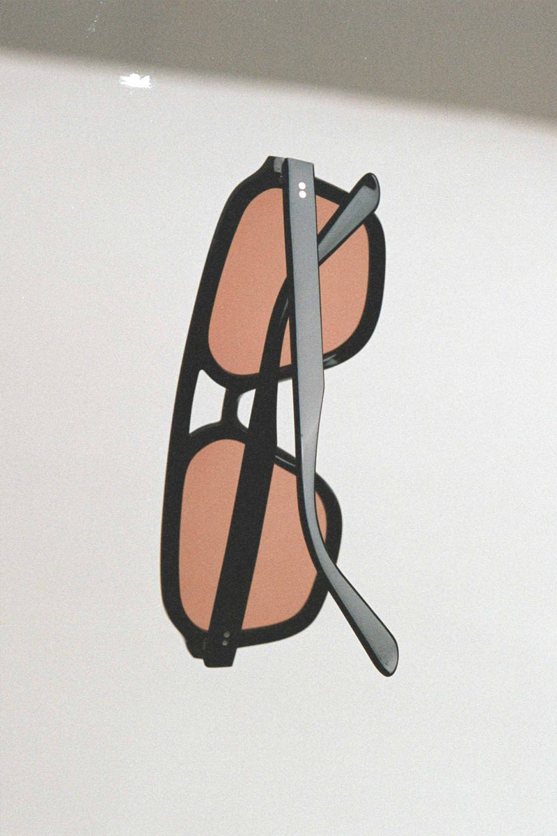 MONOKEL Jet Black - Orange Solid Lens