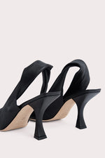 Yasha Pump - Black