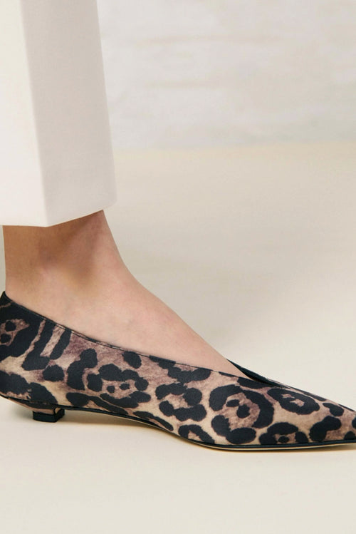 Claudia - Leopard Satin