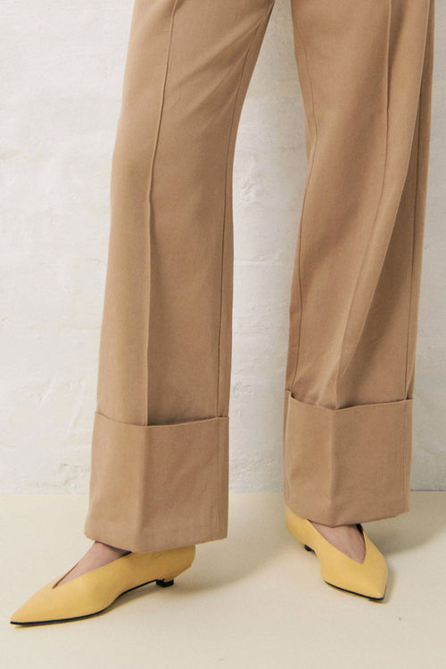 Claudia - Warm Butter