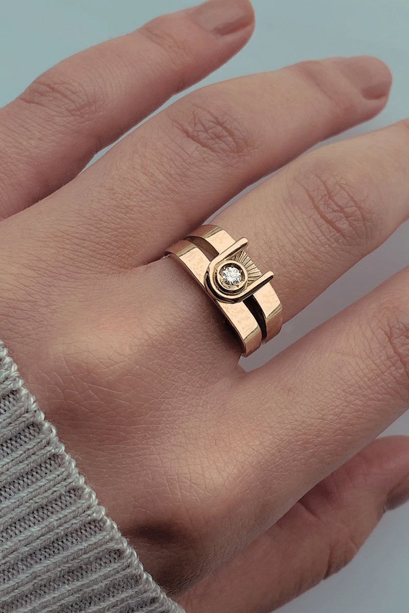 Ziggy Open Signet Ring - 9K Yellow Gold